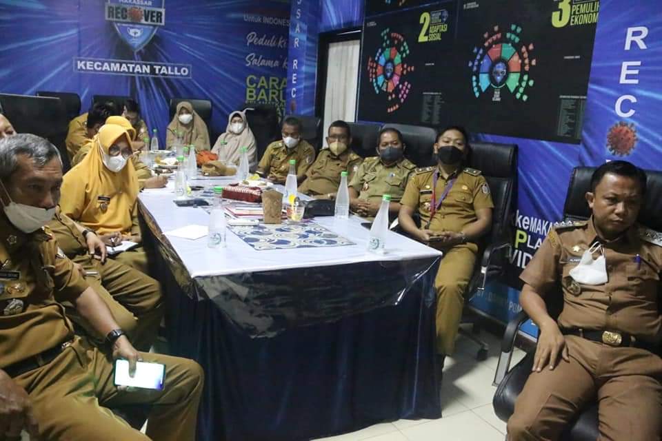 Camat Tallo Bersama Seluruh Lurah Hadiri Pra Rakorsus Satu Tahun Kepemimpinan Danny-Fatma